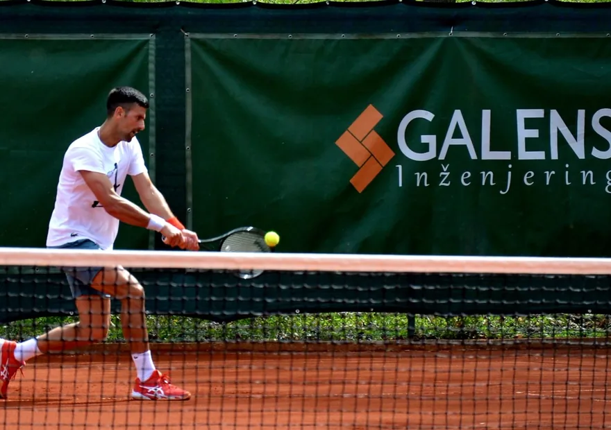 Novak Đoković na Baseline šljaci